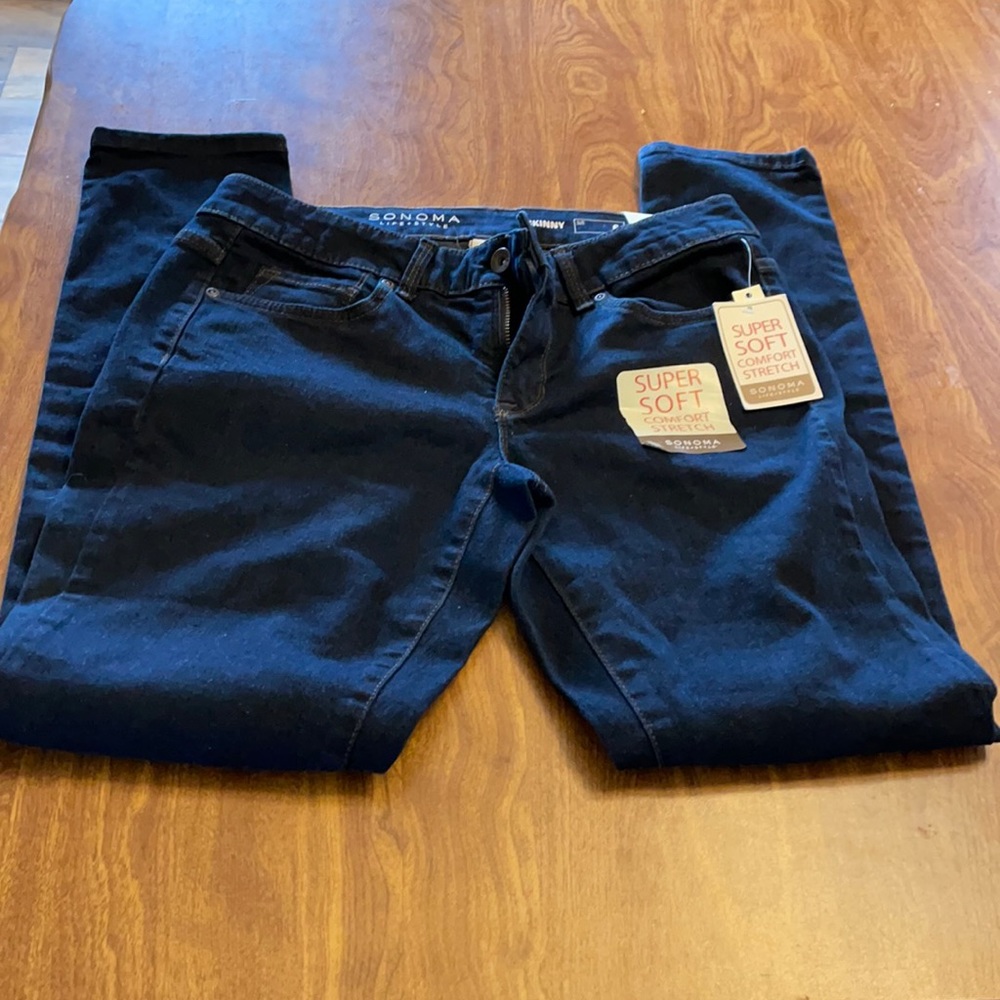 Women’s Mid Rise Stretch Skinny Jeans